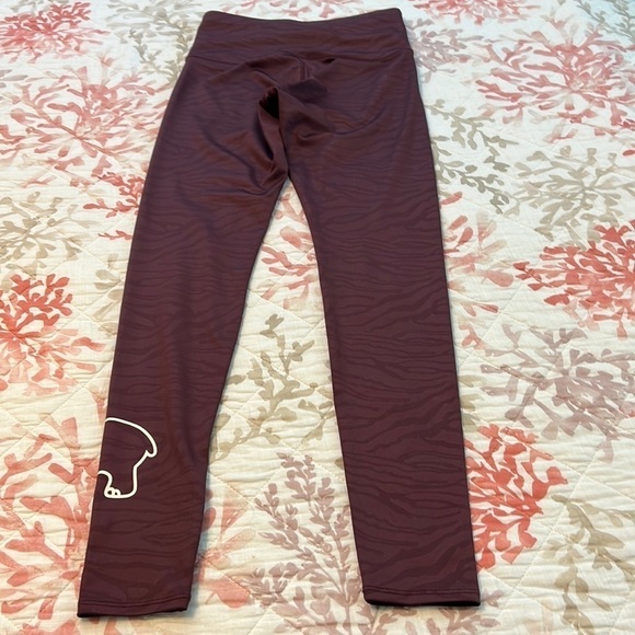 Ivory Ella Maroon colored Leggings, fabric has animal markings throughout - Picture 3 of 7